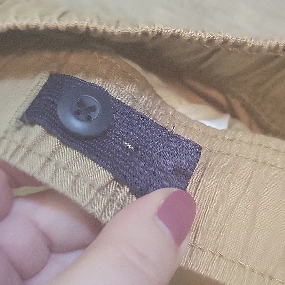 Childrens  place elastic waist cargo shorts 14